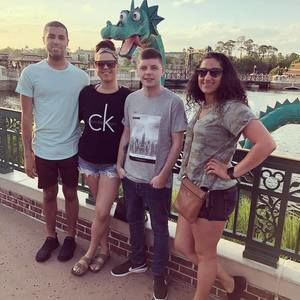 Meet your Posher, Carly